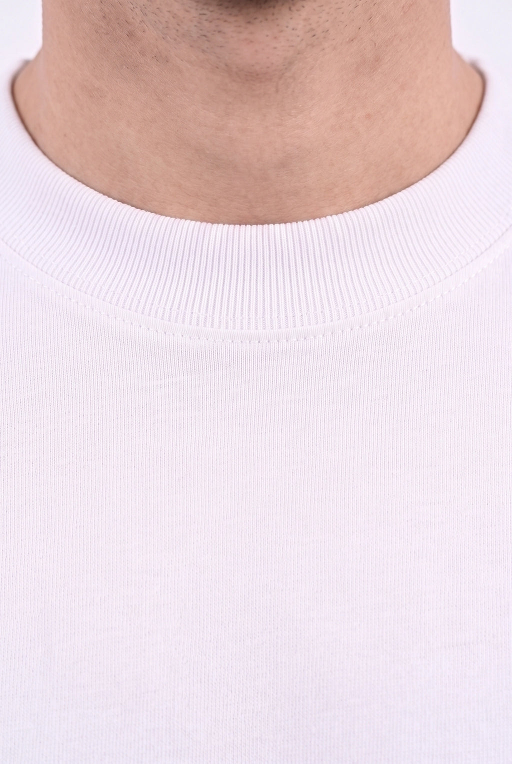 TANK TOP WHITE 250 GSM OVERSIZE