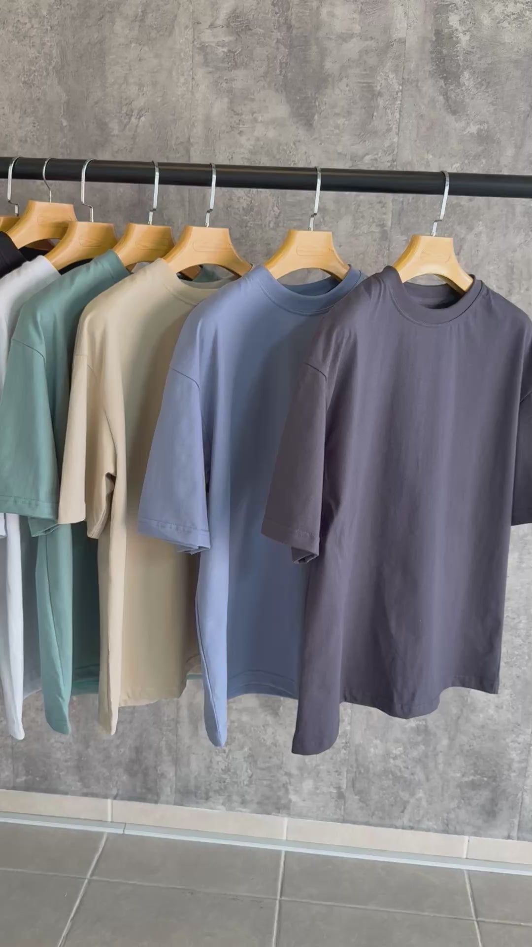 30 PLAYERAS DE 250 GSM CON PERSONALIZACION DTF